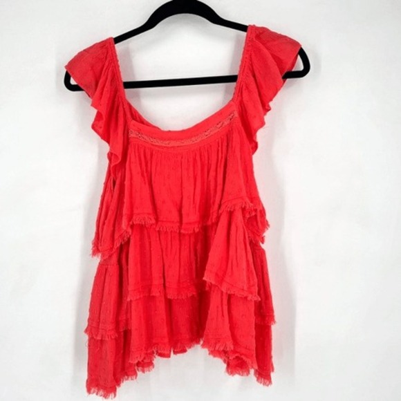 Promesa Red Ruffle Blouse - Picture 2 of 8